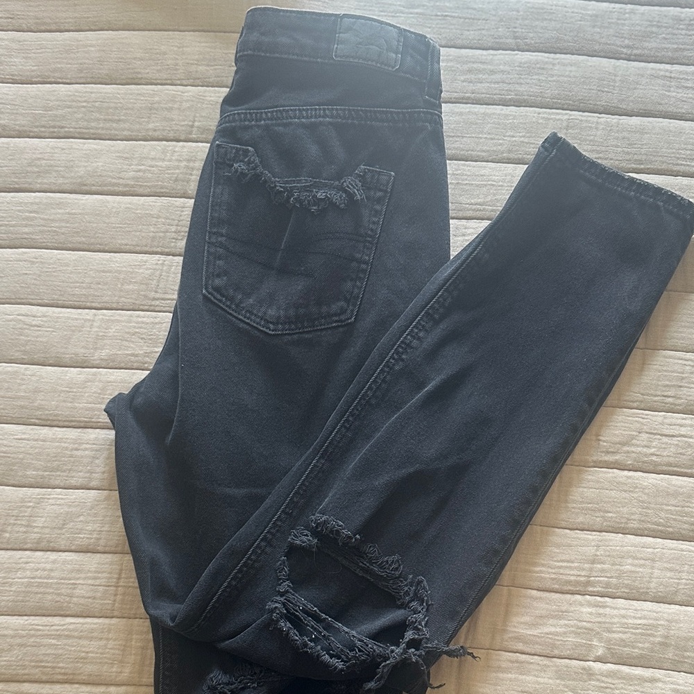 American Eagle Outfitters Black Distressed Skinny Jeans